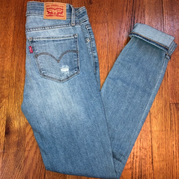 Levi's Denim - Distressed 711 Levi’s